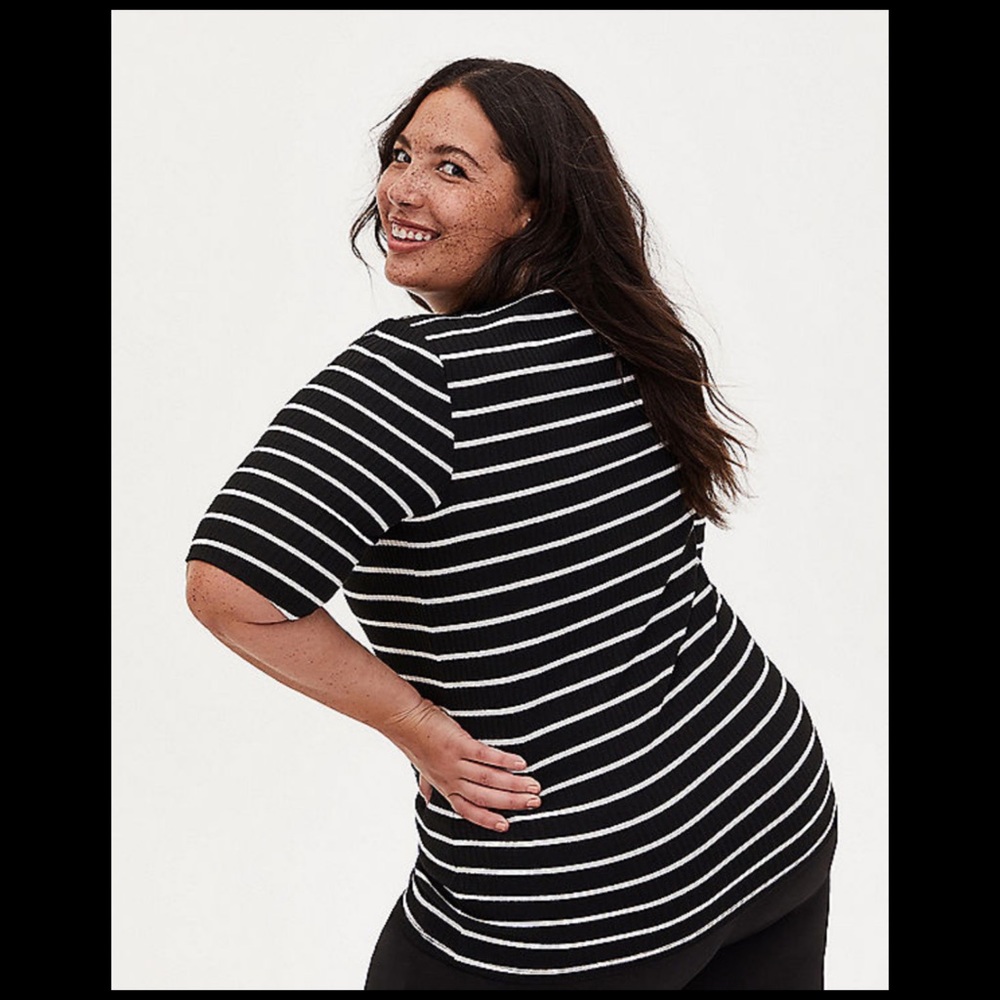 Torrid  Henley - Picture 2 of 7